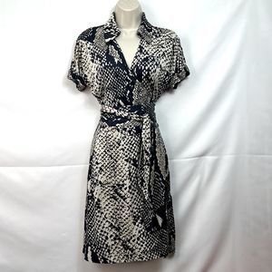 Diane Von Furstenberg Silk knit wrap shirt dress size 6